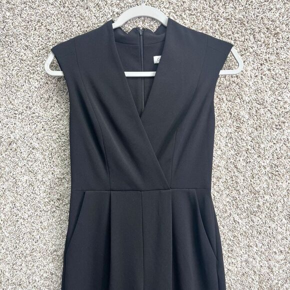 Calvin Klein Jumpsuit Women’s 2 Black Faux Wrap V-Neck Sleeveless - Picture 2 of 9